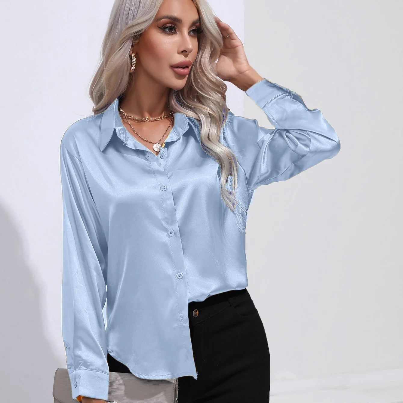 Chemise Satinée Élégante à Manches Longues - Col Boutonné Femme